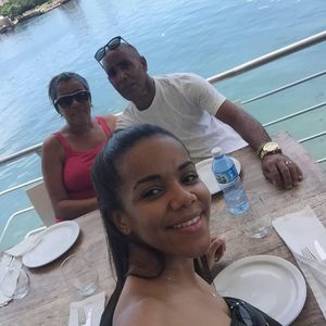 Meet your Posher, Dianelys